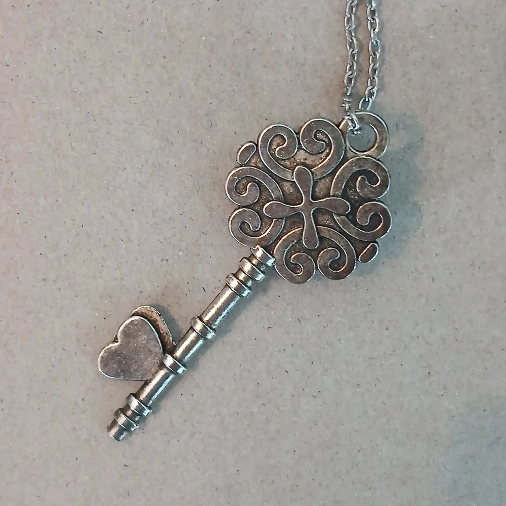 Disney Snow White Quote Fairest Of Them All Silver Key Pendant Necklace